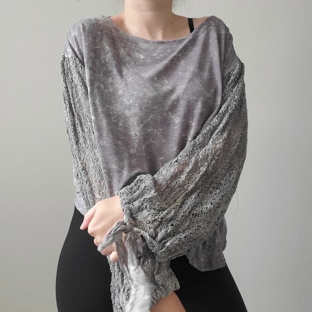 NWT Gimmicks Open Back Blouse